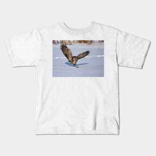 Great Grey owl catches a mouse Kids T-Shirt